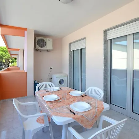 1 Bedroom Lovely In Appartamento